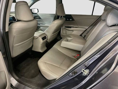 Used 2017 Honda Accord EX-L image 29