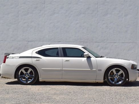 Used 2007 Dodge Charger R/T RWD image 6