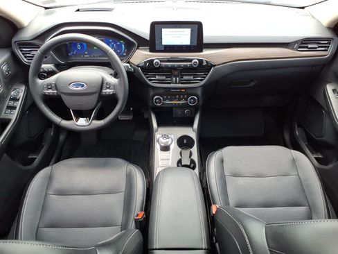 Used 2020 Ford Escape Titanium w/ Titanium Premium Package 2.0 AWD/4WD image 8