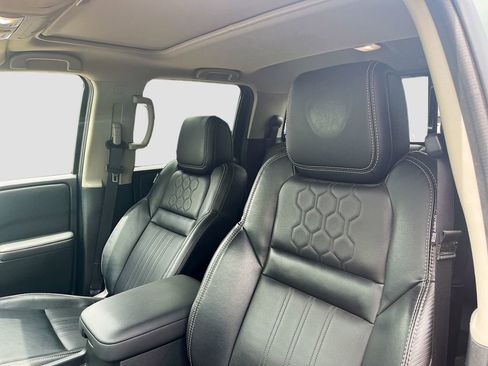 Used 2022 Nissan Frontier SV w/ SV Premium Package AWD/4WD image 20