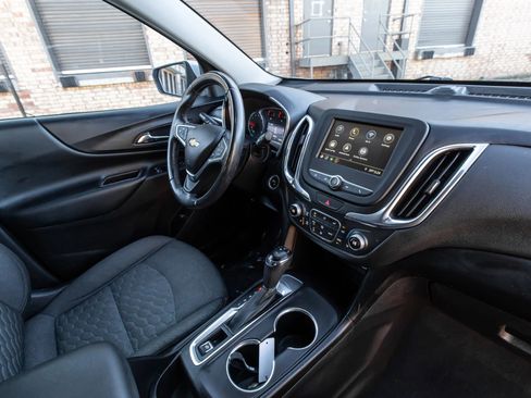 Used 2019 Chevrolet Equinox LT image 28