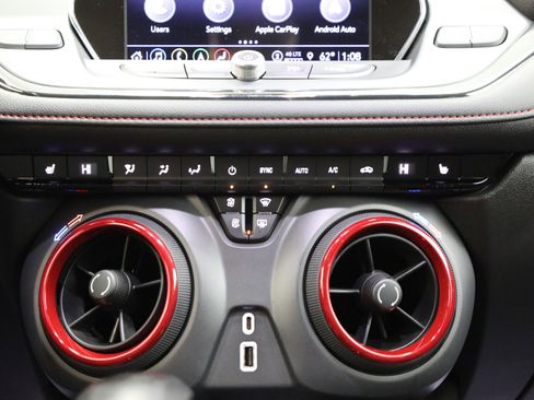 Used 2021 Chevrolet Blazer RS image 9