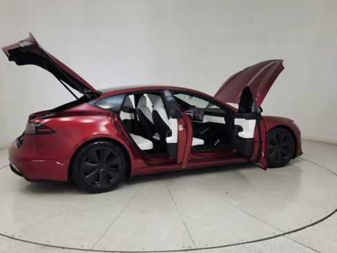Used 2024 Tesla Model S Plaid AWD/4WD image 19