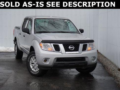 Used 2015 Nissan Frontier SV image 1