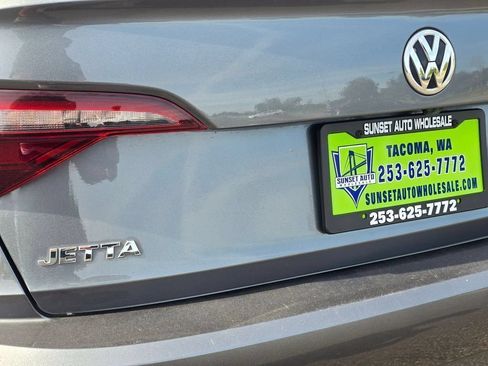 Used 2021 Volkswagen Jetta SEL FWD image 16