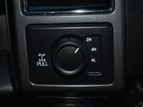 Used 2018 Ford F150 XLT w/ Equipment Group 302A Luxury image 23