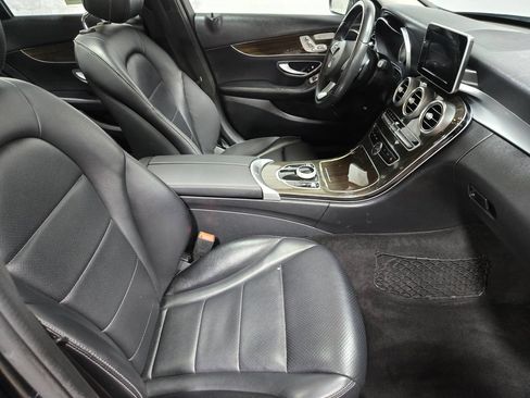 Used 2017 Mercedes-Benz C 300 4MATIC Sedan image 52