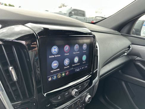 Used 2023 Chevrolet Traverse LT AWD/4WD image 30