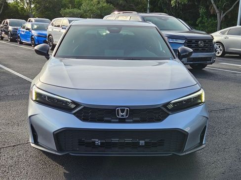 Used 2025 Honda Civic Sport image 2