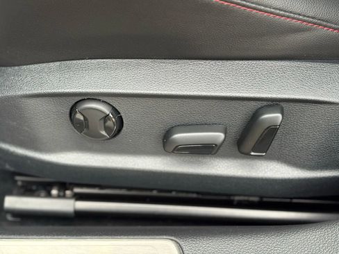 Used 2021 Volkswagen GTI Autobahn image 14