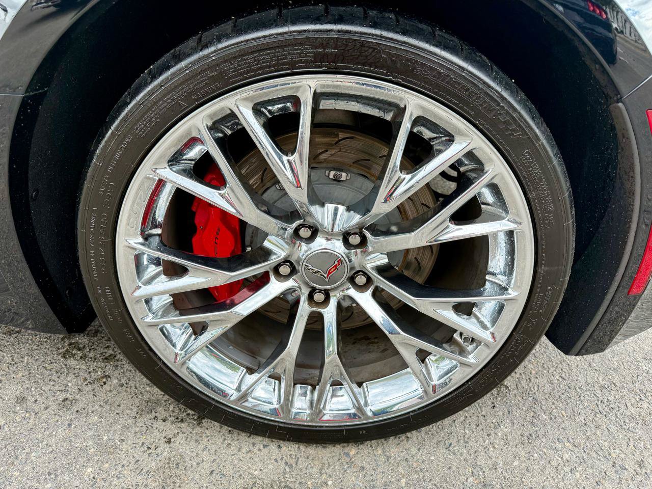 Used 2019 Chevrolet Corvette Z06 RWD image 18