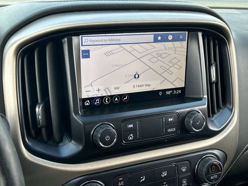 Used 2022 GMC Canyon Denali AWD/4WD image 14