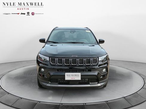 New 2026 Jeep Compass Latitude AWD/4WD image 17