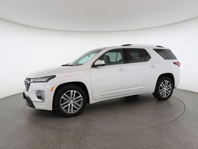 Used 2024 Chevrolet Traverse High Country