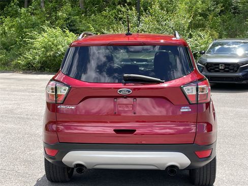 Used 2018 Ford Escape SEL AWD/4WD image 4