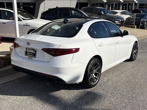 Used 2023 Alfa Romeo Giulia Ti image 5