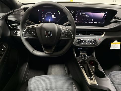 New 2026 Buick Envista Preferred w/ Convenience I Package FWD image 11