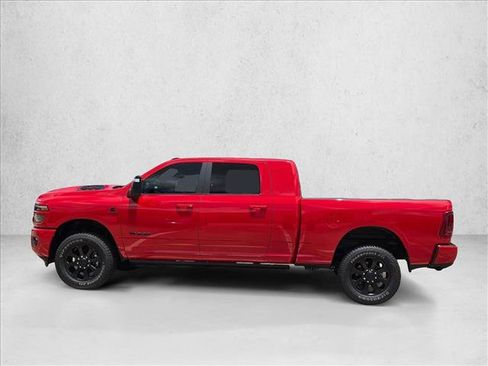 New 2026 RAM 2500 Laramie AWD/4WD image 9