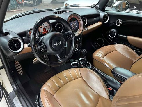 Used 2014 MINI Cooper S FWD image 9
