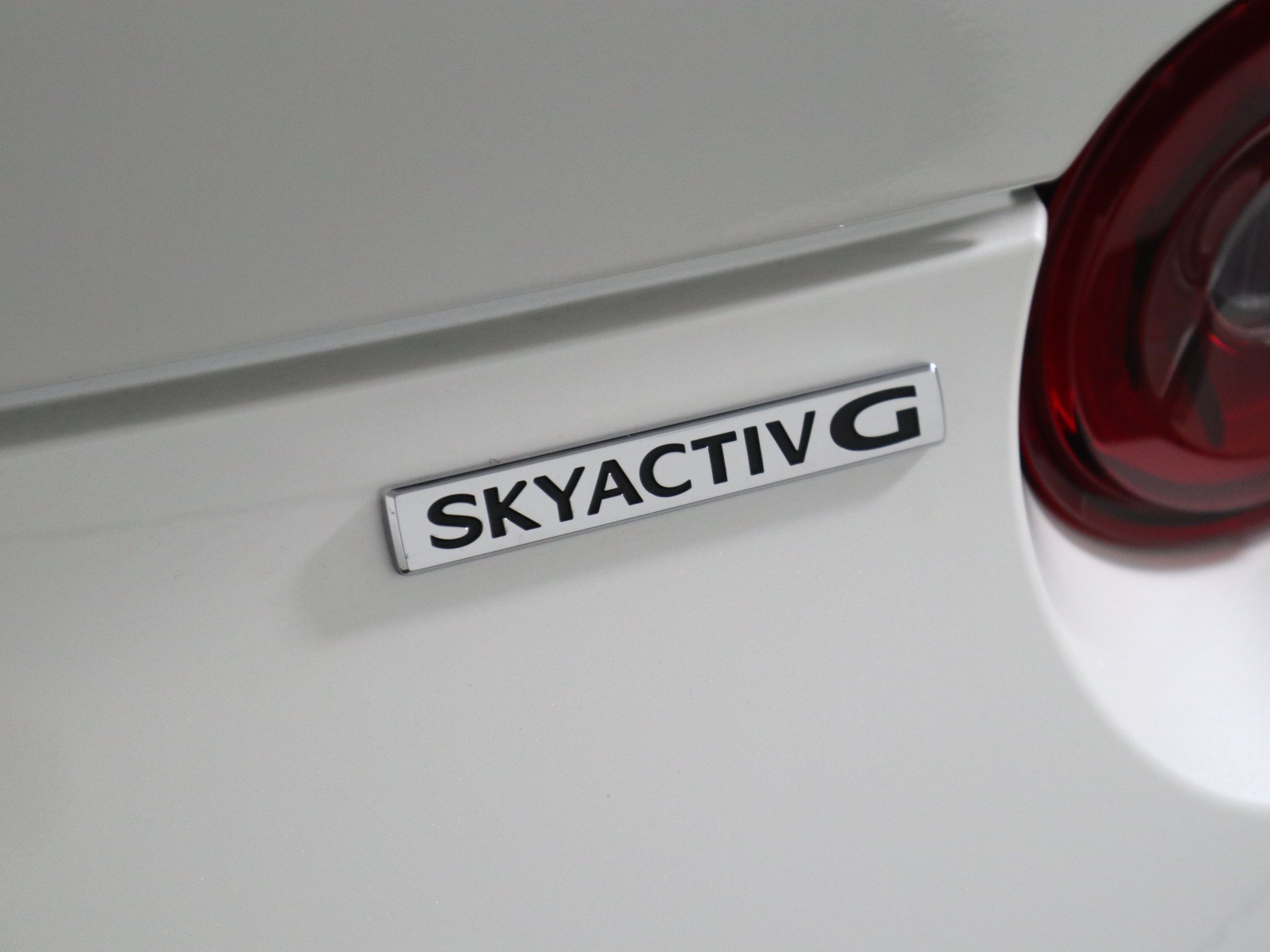 New 2026 MAZDA MX-5 Miata RF Grand Touring w/ Weather Package RWD image 30