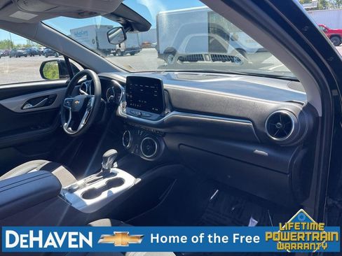 Used 2024 Chevrolet Blazer LT AWD/4WD image 29