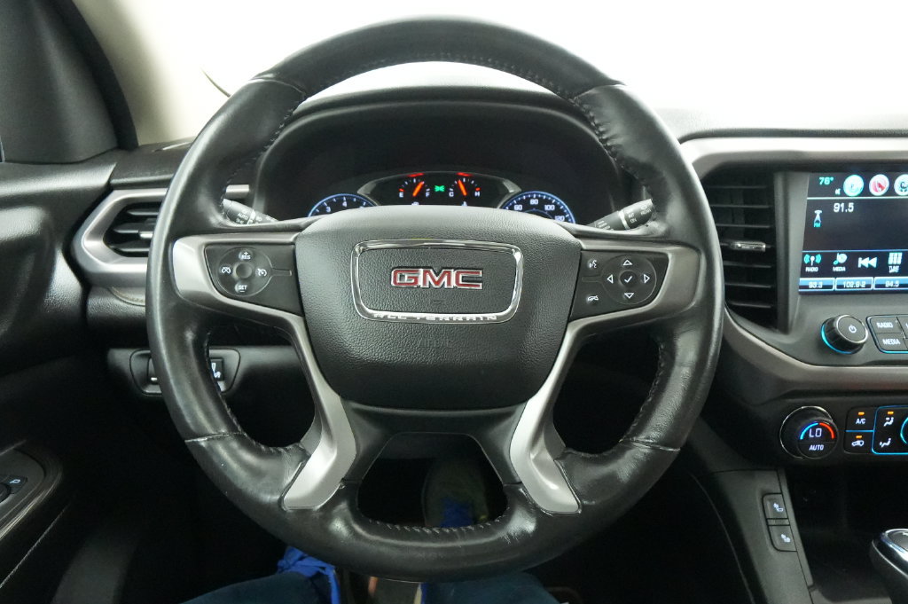 Used 2017 GMC Acadia SLT AWD/4WD image 44