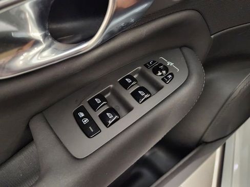 Used 2025 Volvo XC90 B5 Core w/ Protection Package image 23