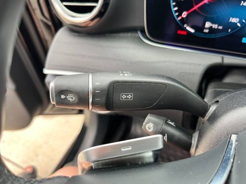 Used 2023 Mercedes-Benz E 350 4MATIC Sedan image 32