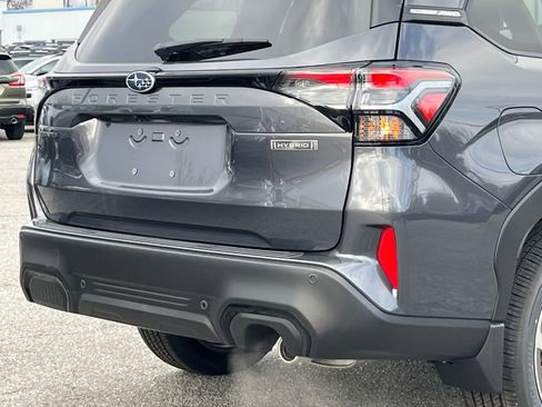 New 2025 Subaru Forester Touring image 5