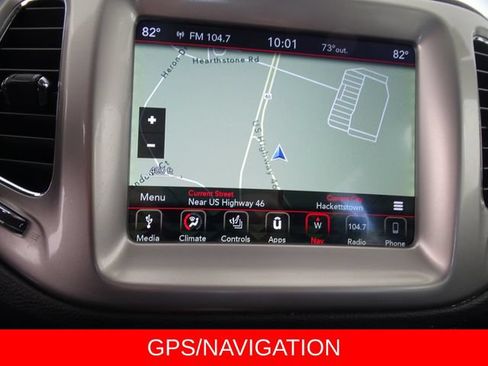 Used 2018 Jeep Compass Latitude w/ Popular Equipment Group AWD/4WD image 16