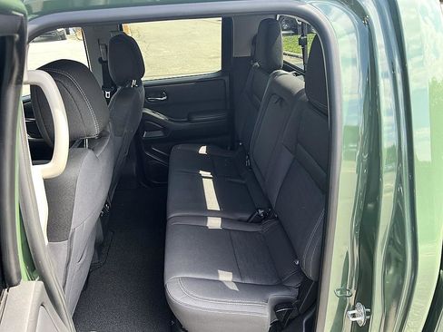 Certified 2022 Nissan Frontier SV AWD/4WD image 14