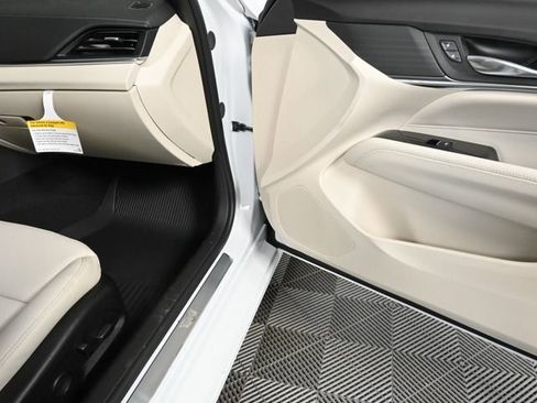 New 2025 Cadillac CT4 Premium Luxury image 21