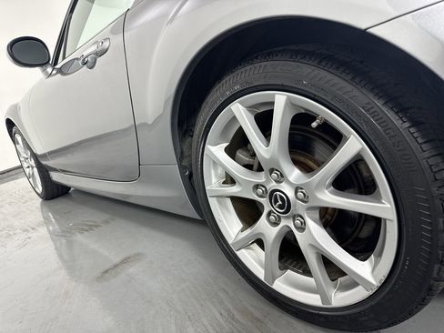 Used 2015 MAZDA MX-5 Miata Grand Touring w/ Premium Package RWD image 3