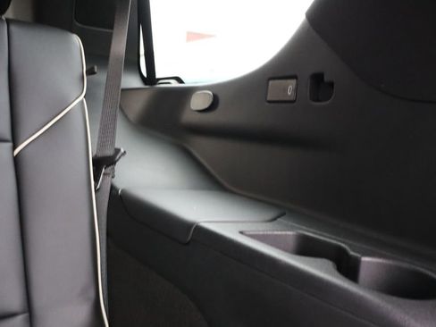 Used 2024 Cadillac Escalade Premium Luxury image 53