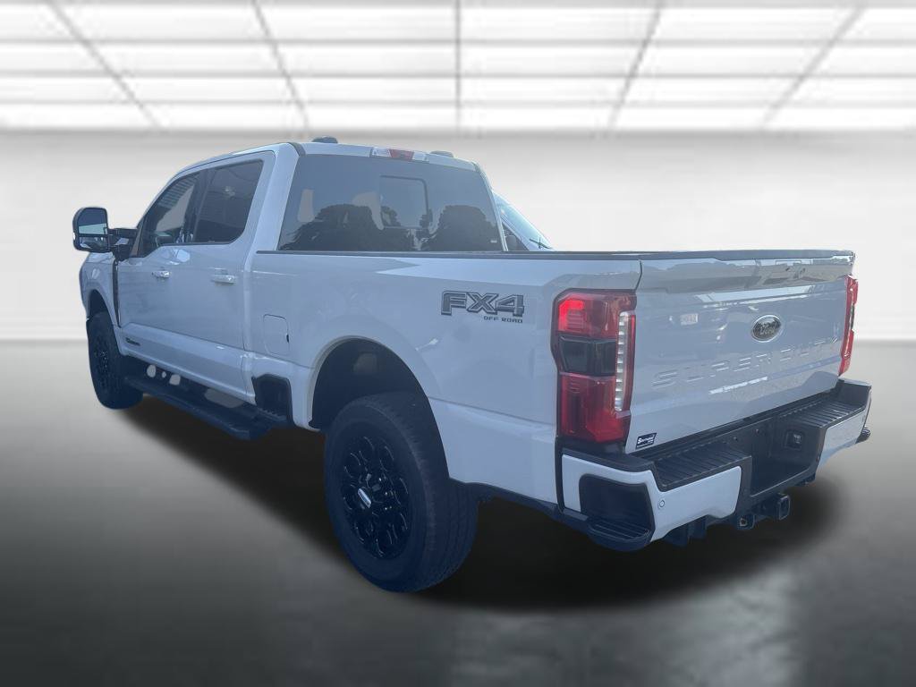 Used 2026 Ford F250 XLT w/ XLT Premium Package AWD/4WD image 3