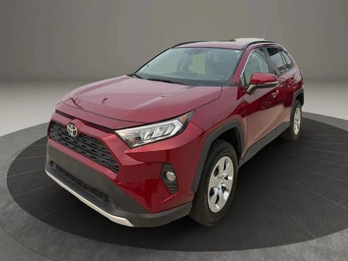 Used 2019 Toyota RAV4 LE w/ All Weather Liner Package AWD/4WD image 3