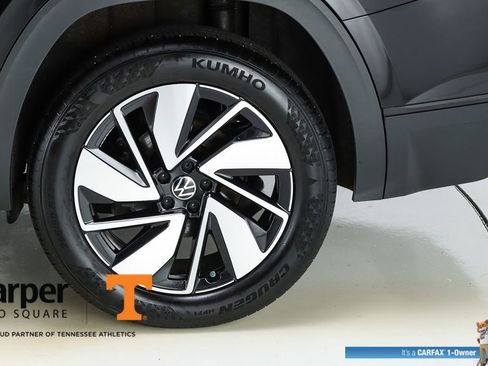 Used 2024 Volkswagen Atlas SE w/ Panoramic Sunroof Package image 46