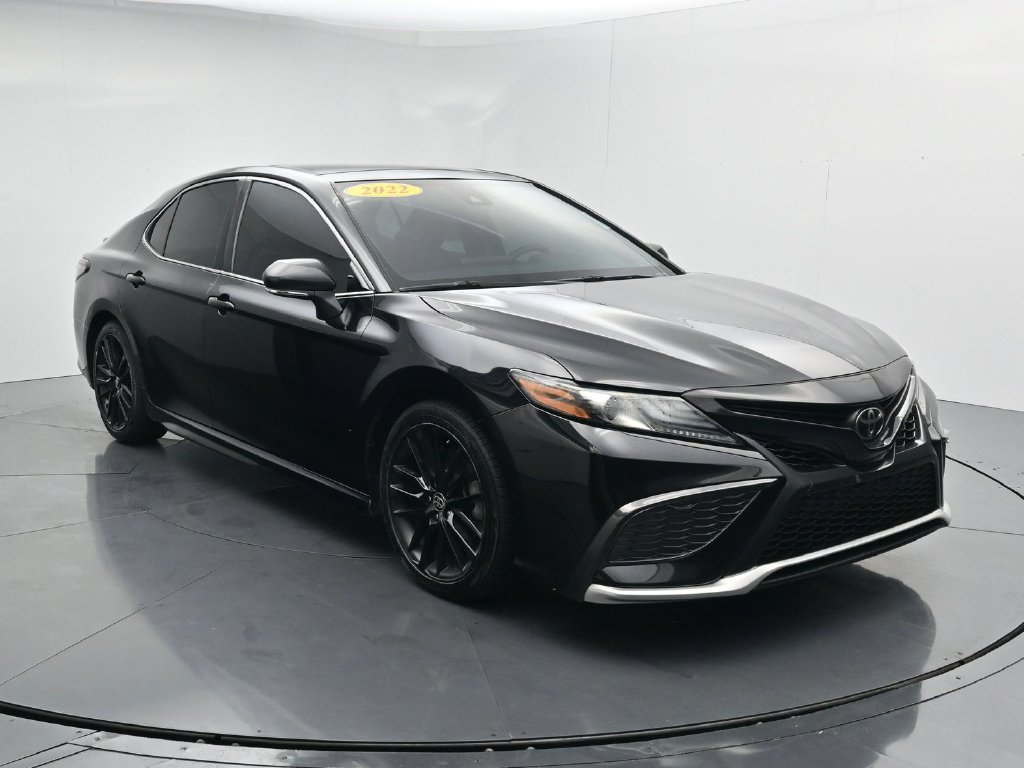 Used 2022 Toyota Camry XSE w/ Cold Weather Package AWD/4WD image 2