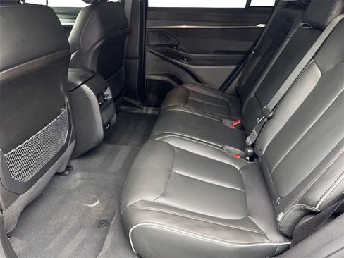 Used 2025 Jeep Wagoneer S Limited image 35