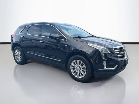 Used 2018 Cadillac XT5 FWD image 3