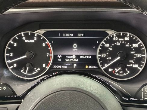 Used 2023 Nissan Rogue SV w/ SV Premium B Package image 12