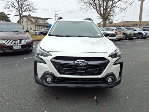 Used 2025 Subaru Outback Premium image 24