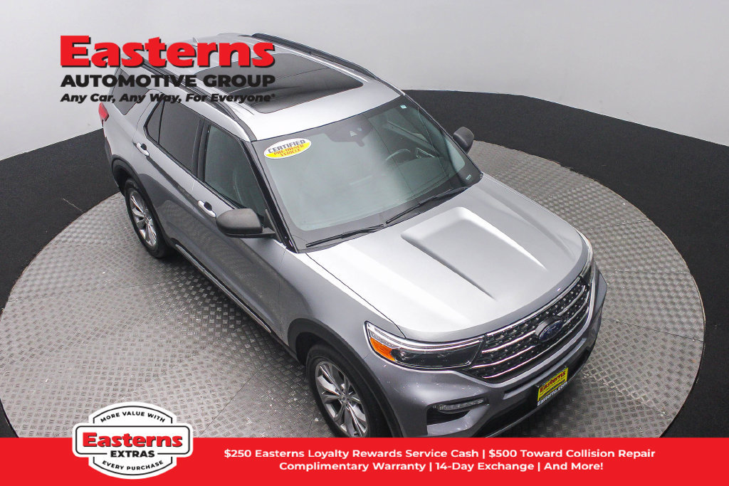 Used 2020 Ford Explorer XLT w/ Equipment Group 202A AWD/4WD image 4