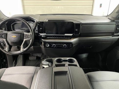 Used 2023 Chevrolet Silverado 1500 LT w/ Protection Package AWD/4WD image 13