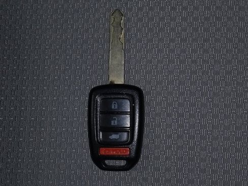 Used 2021 Honda HR-V LX image 32