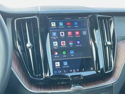 Certified 2023 Volvo XC60 B5 Ultimate w/ Protection Package Premier image 18