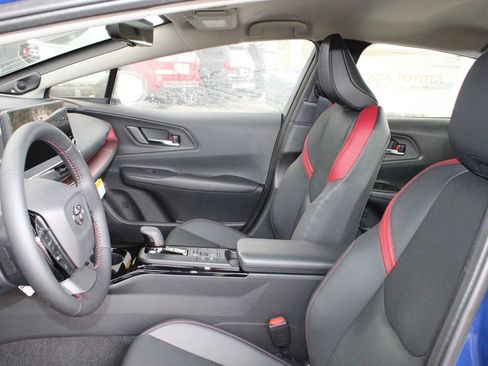 New 2026 Toyota Prius XSE Premium image 7