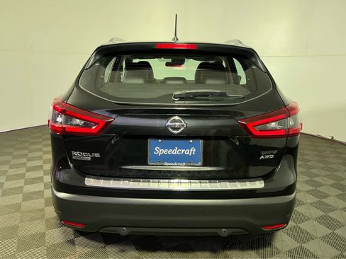 Used 2022 Nissan Rogue Sport SL AWD/4WD image 6
