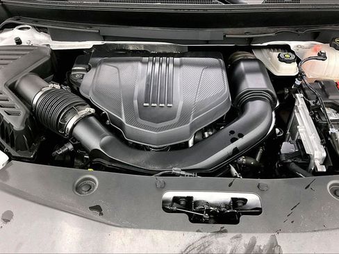 Used 2025 Buick Enclave Sport Touring FWD image 11