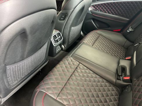Used 2024 Genesis G70 3.3T Advanced w/ Sport Prestige Package RWD image 15